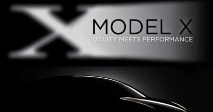 Tesla Model X: il primo teaser