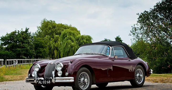 Salone auto e moto d'epoca di Padova 2018: Asta Bonhams
