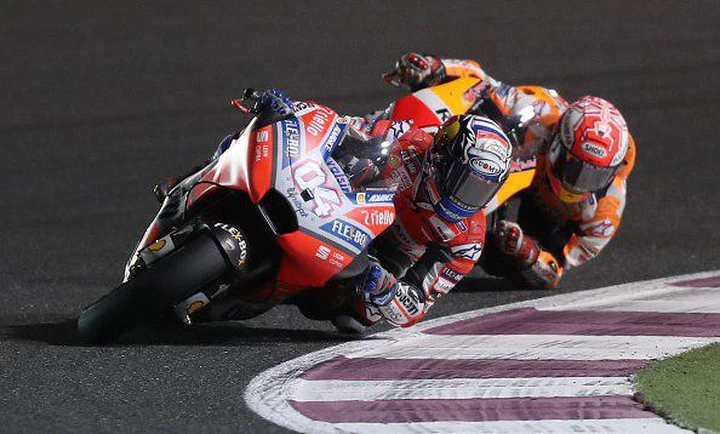 MotoGP Qatar 2018: trionfo di Dovizioso su Marquez