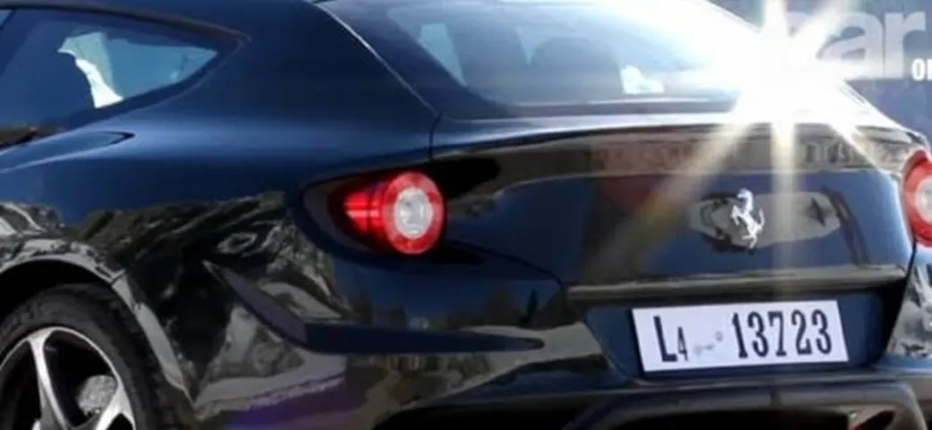 Video: Jethro Bovingdon e il primo incidente a bordo di una Ferrari FF