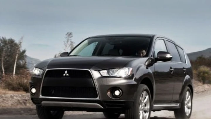 Mitsubishi Outlander 2011: anche 2 ruote motrici