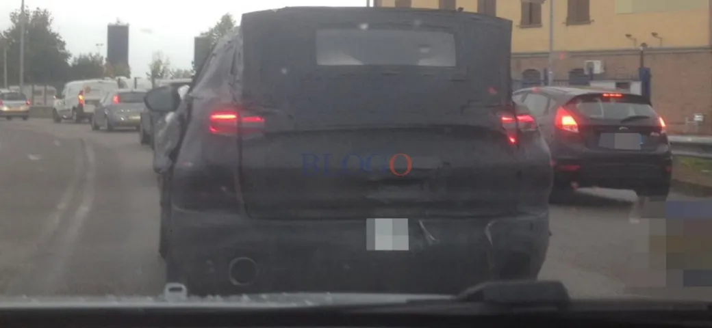 Alfa Romeo Stelvio: foto spia di un nostro lettore