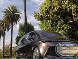 Mercedes Vision V, il lusso in un nuovo formato: debutto in società
