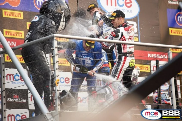 BSB: Alex Lowes imita il gemello Sam ed è Campione 2013