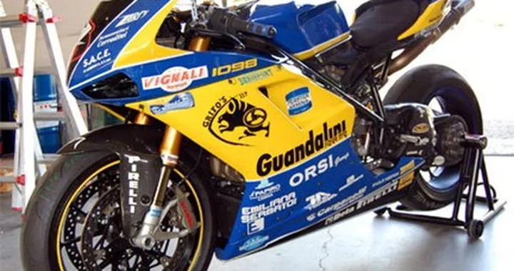Il Team Guandalini vende una Ducati 1098 R WSTK nuova Km 0