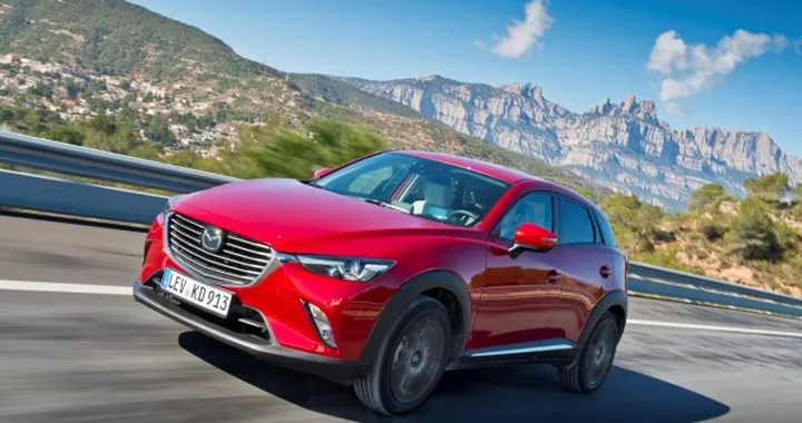 Mazda CX-3: foto e caratteristiche