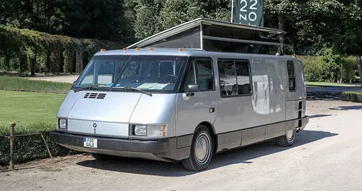Il camper con motore BMW e cambio Renault progettato dall'uomo della DeLorean