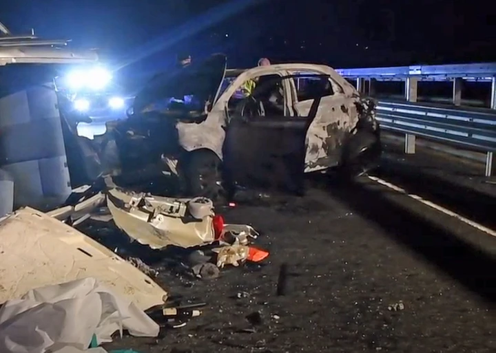 Incidente mortale Morbegno: auto contromano, 6 morti