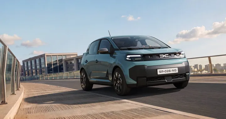 Dacia Spring cambia tutto ma non il prezzo: 250 km di autonomia da 17.900 euro