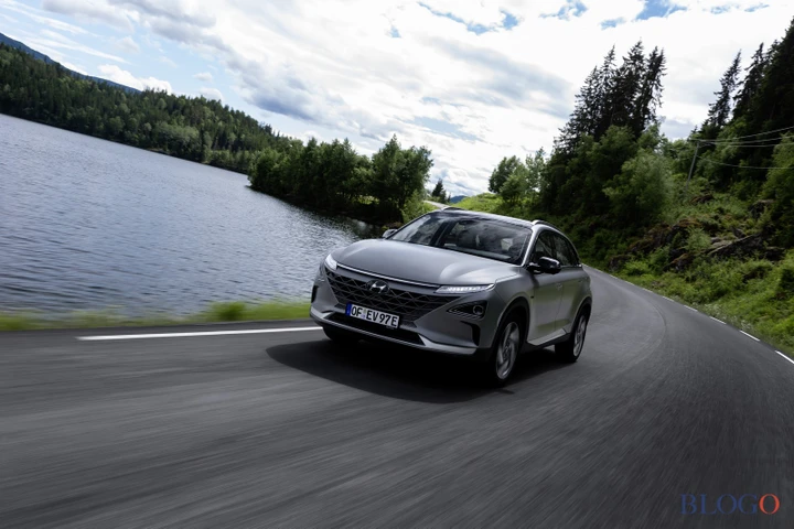 Hyundai Nexo: Fuel Cell alla coreana. Primo contatto