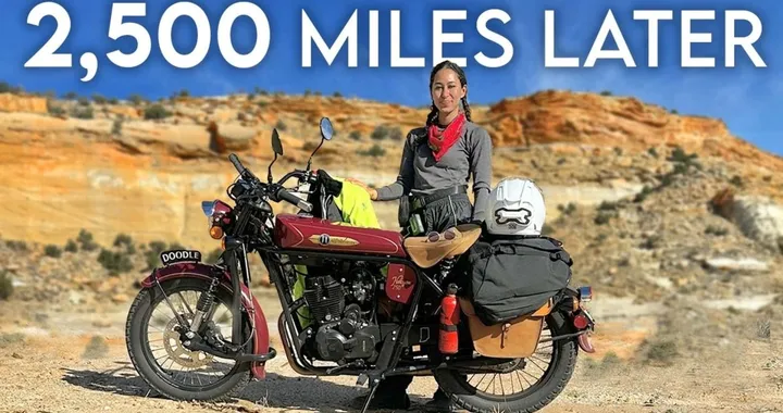 Doodle: la youtuber motociclista torna sulla moto dopo un brutto incidente [VIDEO]