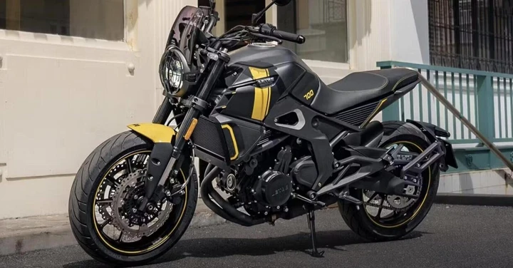 LETBE Arthur 700: la naked cinese da 6.000 euro sfida MT-07 e Z650