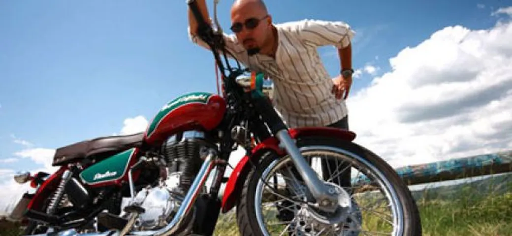 Terre dell’Anima: il motoviaggio lento in India di Davide Cacciatore