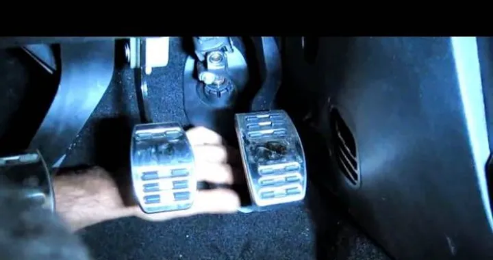 Alfa Romeo Giulietta: la modifica al piattello di fine corsa dell'acceleratore