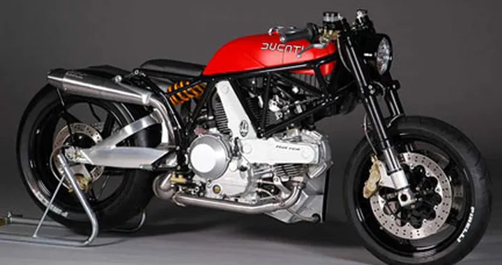 JvB Moto presenta: Ducati Flat Red