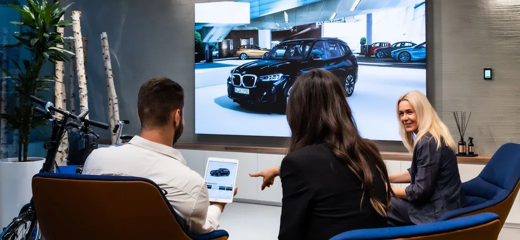 BMW rivoluziona il processo di vendita con il Roma Urban Store