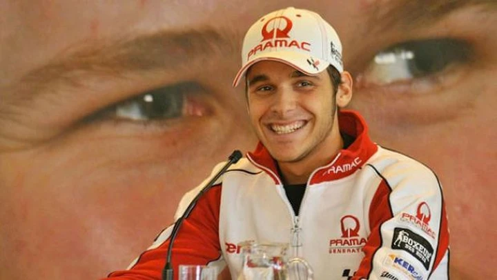Superstock 1000: Niccolò Canepa firma con il Team Go Eleven Kawasaki