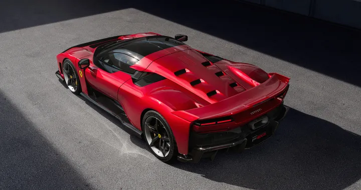 Ferrari F80: stile e video della nuova supercar di Maranello