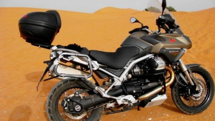 Moto Guzzi Stelvio in Marocco: fra deserto e Città Imperiali