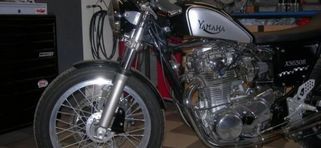 Foto del giorno: Yamaha XS 650R Café Racer