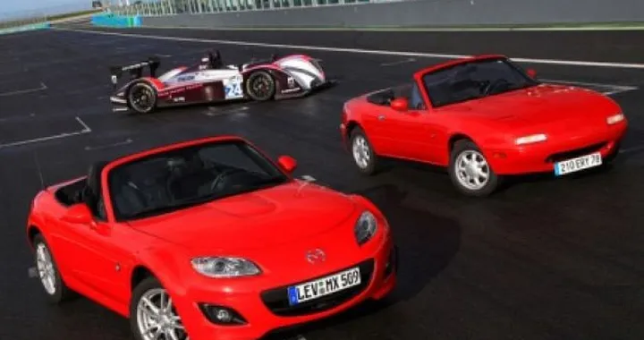 Mazda MX-5: festeggia i vent'anni alla 24 Ore di Le Mans
