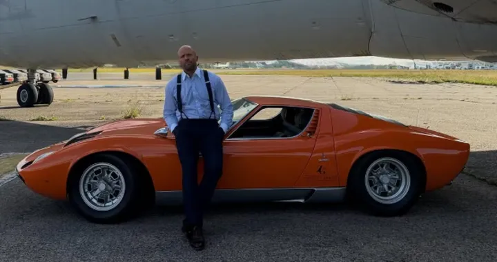 Jason Statham compra una Lamborghini Miura: vale fino a 3 milioni di euro