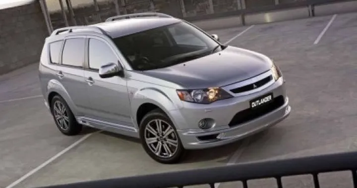 Mitsubishi Outlander RX Edition: in Australia si veste da sportiva con il V6 Mivec