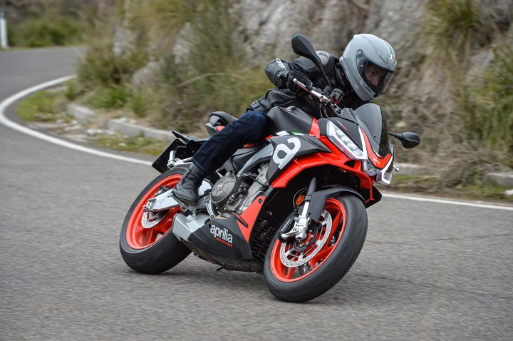 Aprilia Tuono 660, la prova su strada (VIDEO)