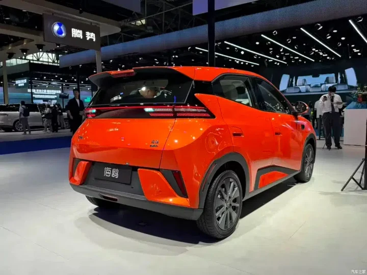 BYD Seagull, più autonomia, LiDAR e guida intelligente