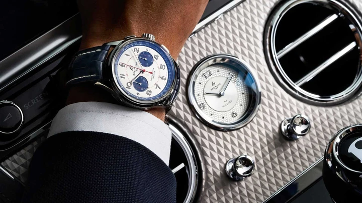Orologi per auto: i più preziosi costano come un appartamento
