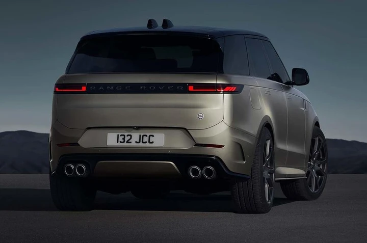 Range Rover Sport SV 2