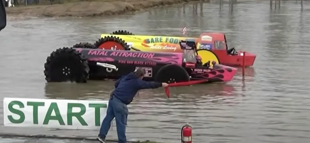Il folle mondo delle Swamp Buggy Race [Video]