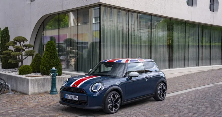 MINI Cooper Oxford Edition: la serie speciale celebra 25 anni di storia