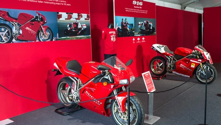 Ducati celebra 26 anni di successi Superbike al Motor Show 2014