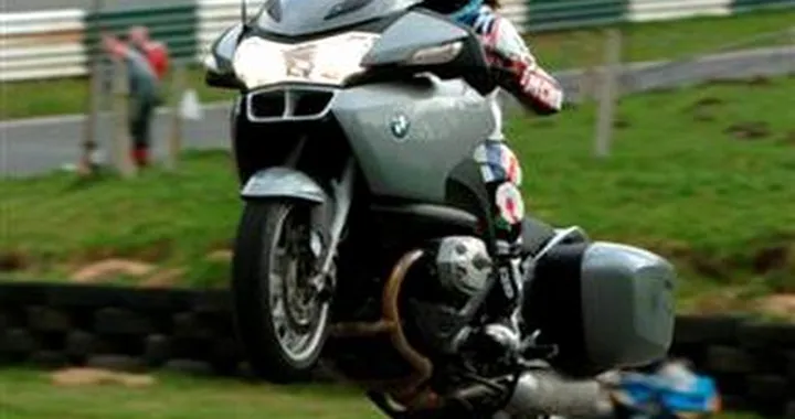 Foto del giorno: turismo veloce?