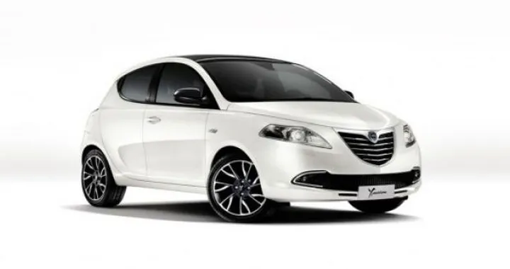 Lancia Ypsilon: il design raccontato dai suoi stilisti