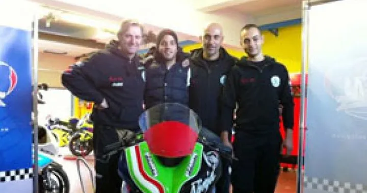Il Team BWG Racing Kawasaki e Thomas Caiani insieme nel 2011 nella Superstock 1000