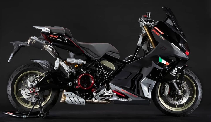 Italjet Dragster 700 Twin Limited Edition: hyperscooter da 68 CV in serie numerata