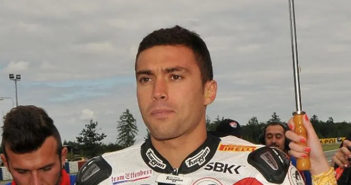 Maxime Berger firma per il team Yamaha France GMT94