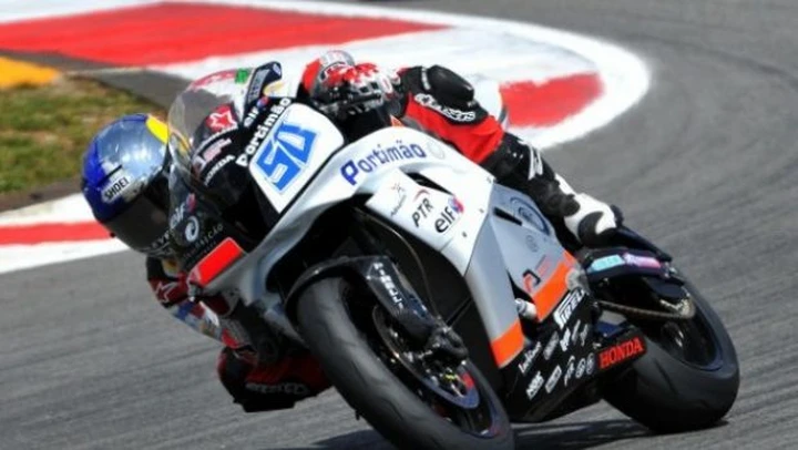 WSS/STK 1000: A Valencia pole di Laverty e Badovini