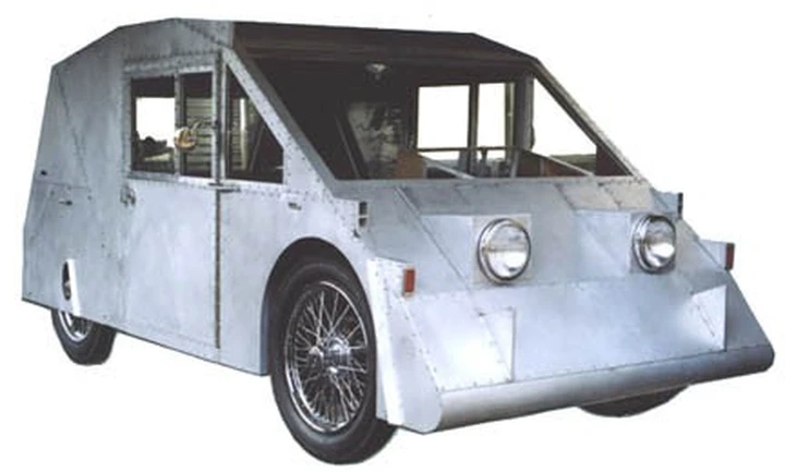 Electric Freemobile: l'auto più brutta della storia?