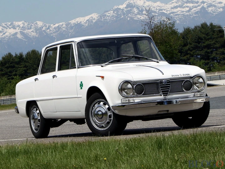 Alfa Romeo Giulia: tutte le foto del passato