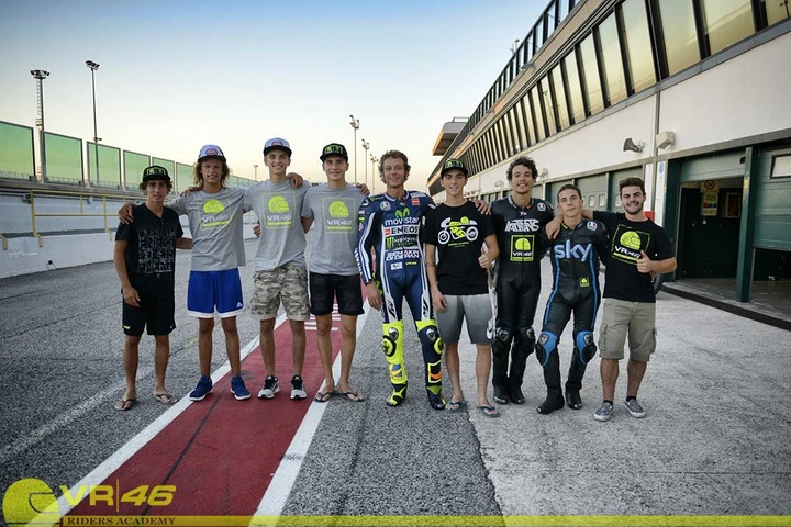 VR46 Academy a lezione dal Dottore a Misano [Video]
