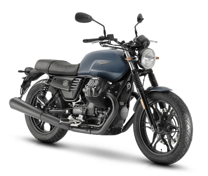 Moto Guzzi: V7 III Stone si arricchisce con il Night Pack