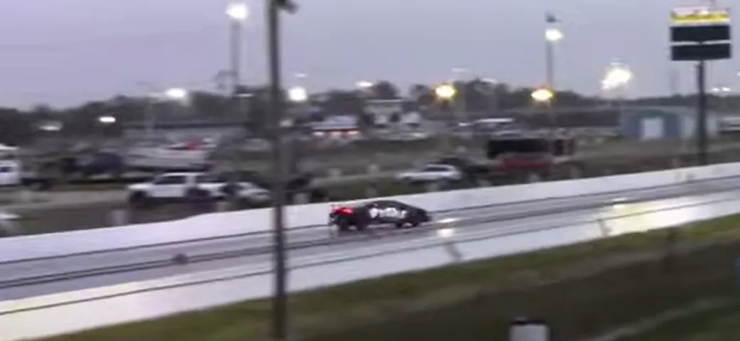 Lamborghini Huracán biturbo si schianta nella drag race [Video]