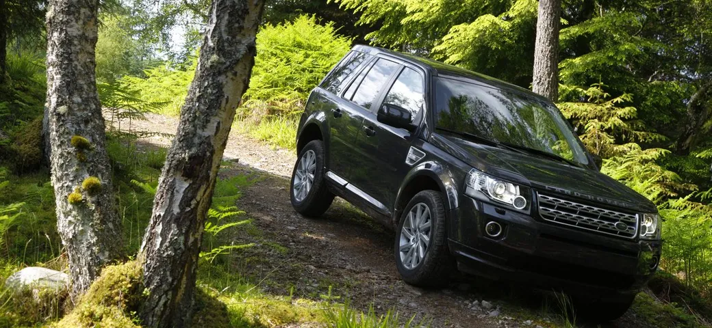 Land Rover: ritornano i modelli Freelander e Defender Pick-Up?