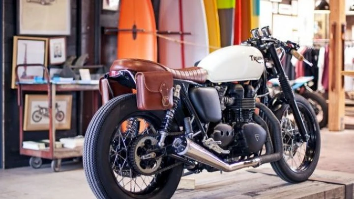 Triumph Bonneville Inlander by Deus ex Machina