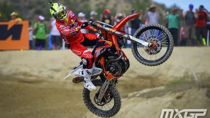 Mondiale Motocross 2015: a Cairoli lo scettro spagnolo! Guillod vince in MX2