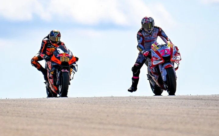 ingrandisci immagine