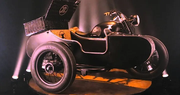 Revenge - le moto di Lord of the Bikes  | Moto Guzzi